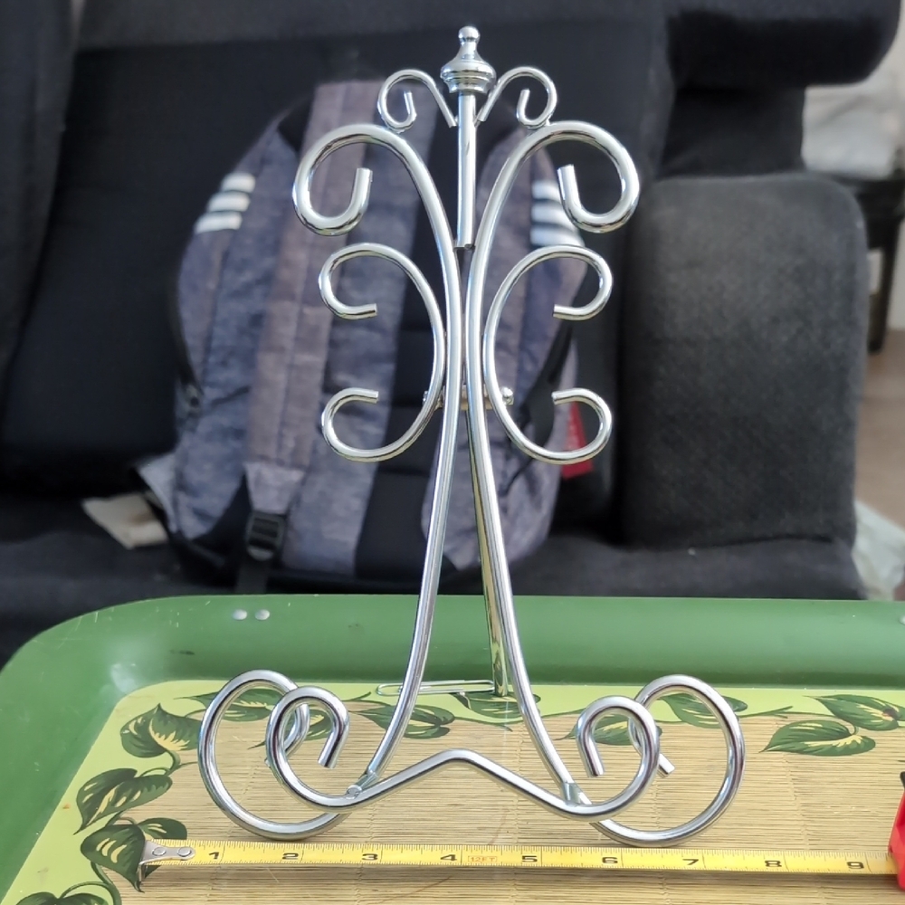Elegant Silver Metal Display Stand
